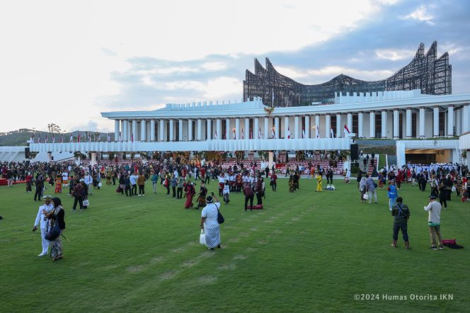 Pengunjung Sambut Upacara Kenegaraan HUT RI ke-79 di Ibu Kota Nusantara Dengan Sukacita dan Bangga