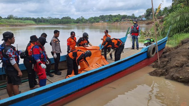 
 Dua Hari Hilang, ABK Tug Boat Ditemukan Tak Bernyawa di Sungai Belayan