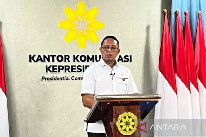 
 Kepala Kantor Komunikasi Kepresidenan (PCO) Hasan Nasbi memberikan keterangan pers di Kantor PCO, Gedung Kwarnas, Jakarta, Kamis (7/8/2025). ANTARA/Fathur Rochman/pri.