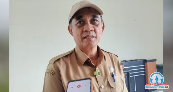 
 Kepala Bidang Kebudayaan Dinas Pendidikan dan Kebudayaan Kabupaten Kutai Kartanegara, Puji Utomo, saat memberikan keterangan persnya kepada asejumlah awak media. Disdikbud Kukar Kembangkan Ekonomi Kreatif Berbasis Budaya.