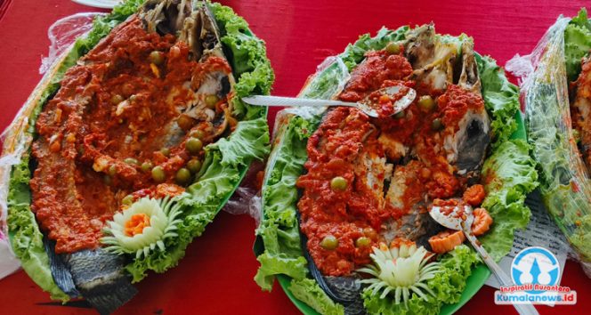 Salah satu kuliner khas Kutai Kartanegara, yakni Gence Ruan, yang dikenal sebagai salah satu identitas kuliner tradisional masyarakat di Tanah Kutai.