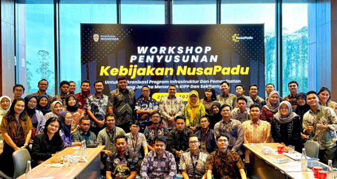 Pegawai Otorita IKN seusai mengikuti workshop penyusunan Kebijakan NusaPadu.