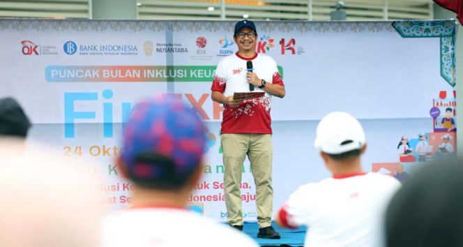 Memperingati Bulan Inklusi Keuangan di IKN, mulai dari senam, bazar umkm, bazar produk keuangan dan investasi, hingga talk show tentang edukasi keuangan.