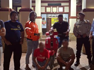 Dua pelaku curanmor, E dan B, bersama barang bukti berhasil diamankan oleh Tim Garangan Unit Reskrim Polsek Loa Janan.