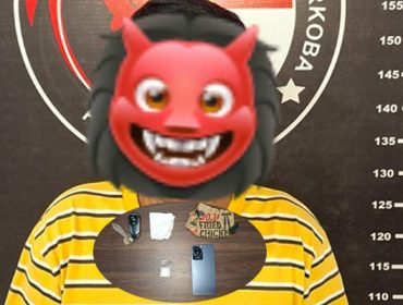 Pelaku tindak pidana penyalahgunaan narkotika bersama barang bukti berhasil diamankan oleh Satuan Resnarkoba Polres Kutai Kartanegara.