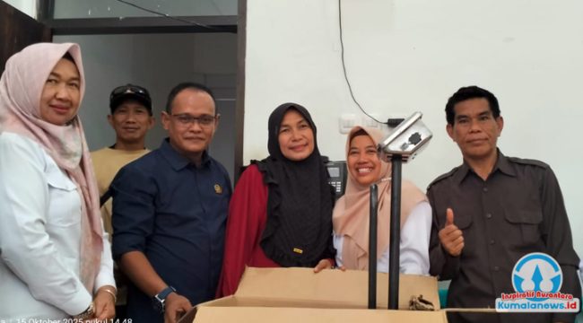 Anggota Komisi III DPRD Kota Samarinda, Muhammad Andriansyah (Aan), menegaskan komitmennya untuk mendukung penguatan dan pembinaan Bank Sampah Unit (BSU) di tingkat kelurahan. Hal tersebut disampaikan saat dirinya menghadiri sekaligus membuka kegiatan penguatan BSU di Kelurahan Gunung Lingai, Kecamatan Sungai Pinang, pada Rabu (15/10/2025).