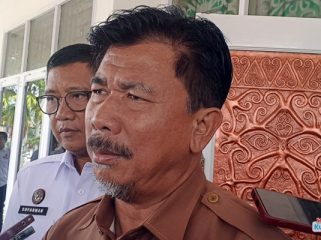 Sekretaris Daerah Kutai Kartanegara, Sunggono, saat memberikan keterangan pers kepada sejumlah awak media terkait program Kredit Kukar Idaman.