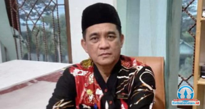 
 Kepala Bidang Kebudayaan Dinas Pendidikan dan Kebudayaan Kabupaten Kutai Kartanegara, Puji Utomo, menjelaskan upaya serta dorongan pihaknya dalam melakukan revitalisasi seni tradisi Kutai. (Dok. Indirwan)