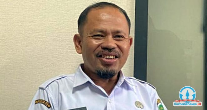 
 Pelaksana Tugas Sekretaris Dinas Pendidikan dan Kebudayaan Kabupaten Kutai Kartanegara, Pujianto, memaparkan strategi Pemerintah Kabupaten dalam upaya peningkatan kualitas Sumber Daya Manusia (SDM). (Dok. Indirwan)