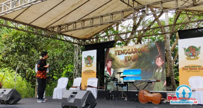 
 Presentasi Game Tenggarong Tour dalam pembukaan Festival Museum Kayu Tuah Himbah 2025 menampilkan inovasi digital yang memperkenalkan potensi wisata dan sejarah Tenggarong melalui pengalaman bermain interaktif.
