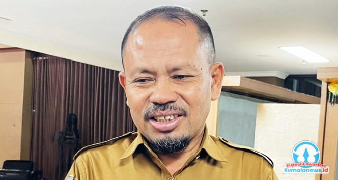 
 Pelaksana Tugas Sekretaris Dinas Pendidikan dan Kebudayaan Kabupaten Kutai Kartanegara, Pujianto, menegaskan komitmen pihaknya dalam memperkuat pengembangan sumber daya manusia di sektor pendidikan.