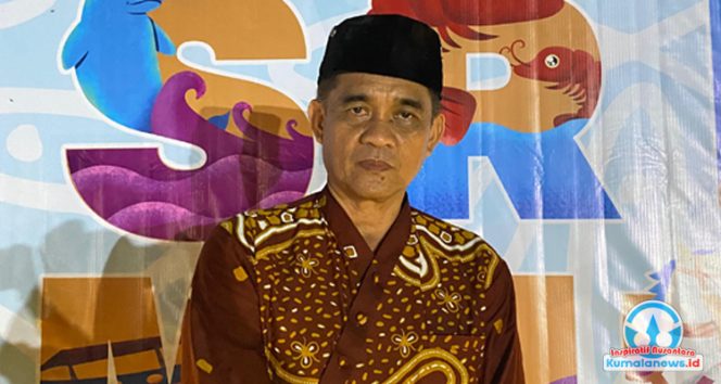
 Kepala Bidang Kebudayaan Dinas Pendidikan dan Kebudayaan Kabupaten Kutai Kartanegara, Puji Utomo, memberikan keterangan pers mengenai komitmen Disdikbud Kukar dalam menjaga serta menghidupkan kembali nilai-nilai sejarah dan budaya lokal, khususnya yang berasal dari Kecamatan Muara Muntai.