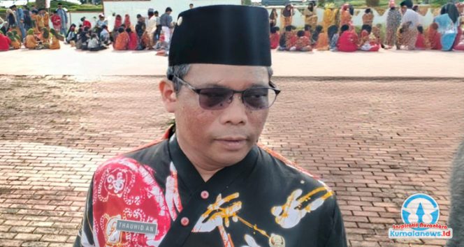 
 Kepala Dinas Pendidikan dan Kebudayaan Kabupaten Kutai Kartanegara, Thauhid Afrilian Noor, memberikan keterangan kepada media terkait prioritas Disdikbud Kukar dalam mendorong perkembangan teknologi. (Dok. Indirwan)