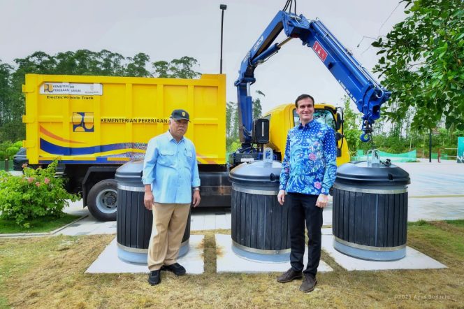 
 Otorita Ibu Kota Nusantara memperkuat langkah menuju Smart City berstandar global melalui kerja sama strategis bersama Pemerintah Finlandia dan Uni Eropa yang diselenggarakan di Kantor Otorita IKN pada Kamis (27/11/2025).