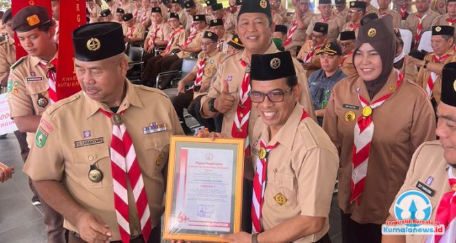 
 Kecamatan Loa Janan berhasil meraih predikat Kecamatan Tergiat Pramuka se-Kabupaten Kutai Kartanegara pada peringatan Hari Pramuka ke-64 Tahun 2025.