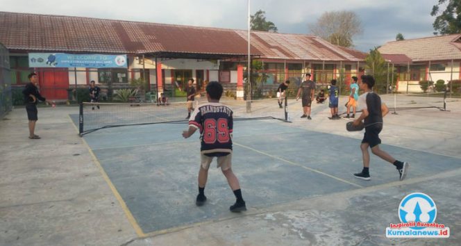 
 Pelaksanaan ekstrakurikuler pickleball di SMPN 2 Sebulu, Kabupaten Kutai Kartanegara. (Dok. Budi Purnomo)