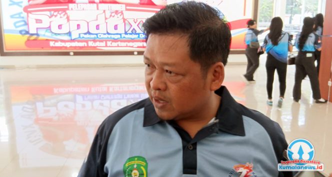 
 Kepala Dinas Pemuda dan Olahraga Kutai Kartanegara, Aji Ali Husni, memberikan keterangan pers mengenai kolaborasi Dispora Kukar bersama Komite Nasional Pemuda Indonesia (KNPI) Kukar dalam penyelenggaraan Pekan Pesta Rasa 2025, yang menjadi wadah kreativitas dan penguatan peran pemuda di daerah.