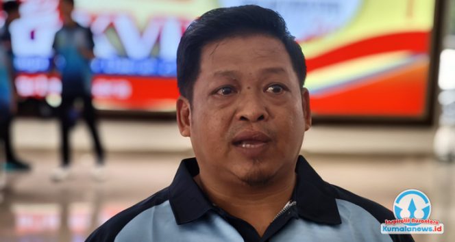 
 Kepala Dinas Pemuda dan Olahraga Kutai Kartanegara, Aji Ali Husni, memberikan keterangan kepada media mengenai komitmen Dispora Kukar untuk terus memperkuat pembinaan atlet muda. Program ini mencakup sosialisasi dan pengenalan berbagai cabang olahraga ke sekolah-sekolah, sebagai upaya mencetak generasi penerus yang berprestasi di tingkat daerah maupun nasional.