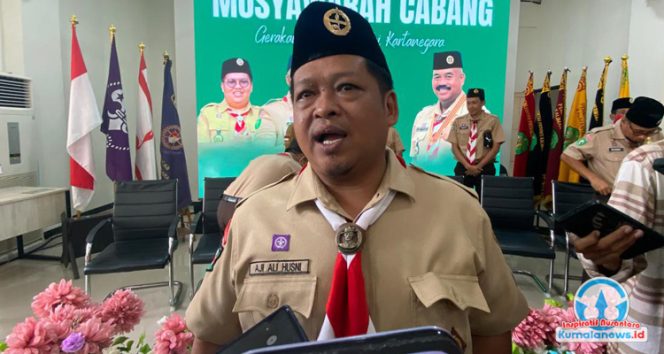 
 Kepala Dinas Pemuda dan Olahraga Kutai Kartanegara, Aji Ali Husni, memberikan keterangan kepada media terkait keberlanjutan program Bintang Pengabdian, hasil kolaborasi antara Dispora dan Polres Kukar, di Tenggarong, Rabu (12/11/2025).