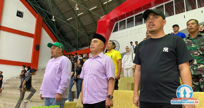 
 Kepala Bidang Kepemudaan dan Kewirausahaan Dispora Kutai Kartanegara, Dery Wardhana, bersama Asisten I Setkab Kukar, Akhmad Taufik Hidayat, serta Ketua DPD KNPI Kukar, Rian Tri Saputra, terlihat menghadiri penutupan Turnamen Futsal KNPI Kukar Cup 2025 sebagai bentuk dukungan terhadap pengembangan olahraga dan pemberdayaan pemuda di daerah.