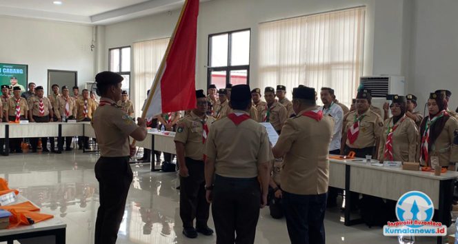 
 Ketua Kwartir Cabang (Kwarcab) Gerakan Pramuka Kutai Kartanegara periode 2025–2030, Aji Ali Husni, saat dilantik setelah terpilih secara aklamasi melalui Musyawarah Cabang Gerakan Pramuka Kutai Kartanegara, Rabu (12/11/2025).