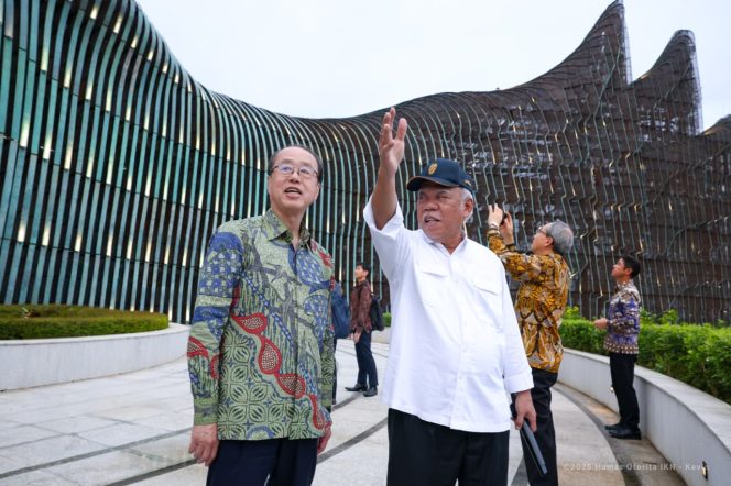 
 Setelah melaksanakan dialog terbuka bersama Otorita IKN di Kantor Balai Kota Otorita IKN, Rombongan JUBH bersama 10 perusahaan asal jepang dalam berbagai sektor usaha menilik beberapa proyek strategis di Ibu Kota Nusantara, pada Rabu (3/12/2025).