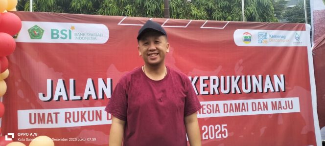 
 Sekretaris Majelis Tinggi Agama Konghucu Indonesia (Matakin), Edward Utomo, menyampaikan keterangan pers terkait pelaksanaan Jalan Sehat Kerukunan Umat Beragama yang digelar FKUB Provinsi Kalimantan Timur bersama Kanwil Kemenag Kaltim dalam rangka peringatan Hari Amal Bhakti (HAB) ke-80 Kementerian Agama RI, Sabtu (20/12/2025). (Pic. Yana Ashari)