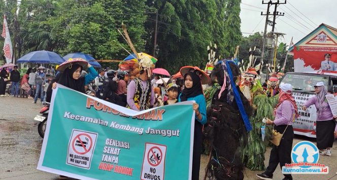 
 Pemuda Kecamatan Kembang Janggut turut berpartisipasi dalam berbagai kegiatan tingkat kabupaten, menunjukkan peran aktif mereka dalam mendukung pembangunan desa. (Dok. M Fikri Khiari)