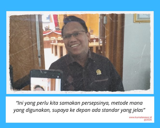 
 Ketua Komisi I DPRD Kota Samarinda, Samri Shaputra, memberikan keterangan kepada media terkait upaya penyamaan pemahaman mengenai metode pemeriksaan agar tidak menimbulkan perbedaan penafsiran di kemudian hari, Senin (5/1/2026).
Foto: Yana Ashari