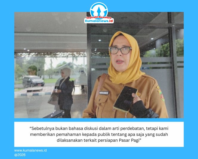 
 Kepala Dinas Perdagangan Kota Samarinda, Nurrahmani yang akrab disapa Yama, memberikan keterangan pers kepada media terkait kesiapan serta strategi operasional Pasar Pagi Samarinda.