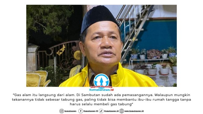 
 Wakil Ketua DPRD Kota Samarinda, Rusdi, saat menyampaikan keterangan terkait pemanfaatan jaringan gas alam bumi di Kecamatan Sambutan, Rabu (11/2/2026) malam. Foto: Yana Ashari.