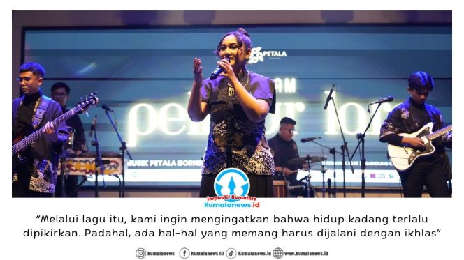 
 Penampilan Petala Borneo Indonesia dalam pertunjukan bertajuk “Malam Pelipur Lara” di Temindung Creative Hub, Samarinda, Rabu (11/2/2026) malam. Dok: Petala Borneo Indonesia.