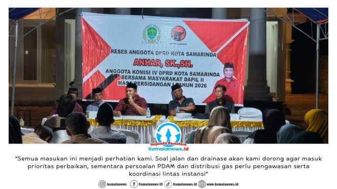 
 Anggota DPRD Kota Samarinda, Anhar, menyerap aspirasi warga saat kegiatan reses Masa Persidangan I Tahun 2026 bersama masyarakat Dapil II di Jalan Diponegoro RT 21, Kelurahan Bukuan, Samarinda, Jumat (13/2/2026) malam.