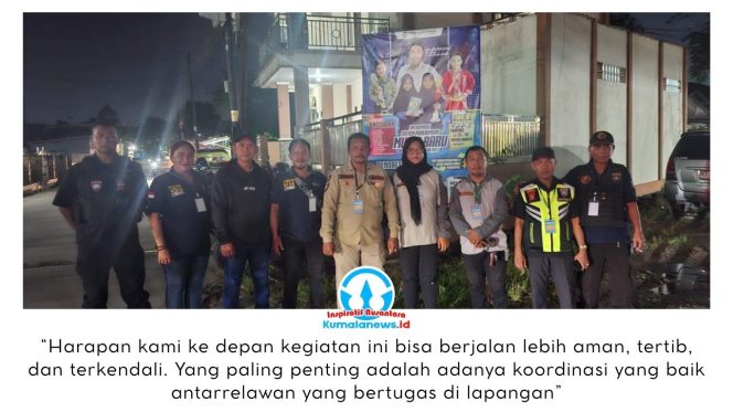 
 Tim pengamanan dari Sektor Bhayangkara Samarinda Seberang berfoto bersama saat melaksanakan pengamanan kegiatan di Kecamatan Samarinda Seberang, Kota Samarinda. Foto: Yana Ashari.