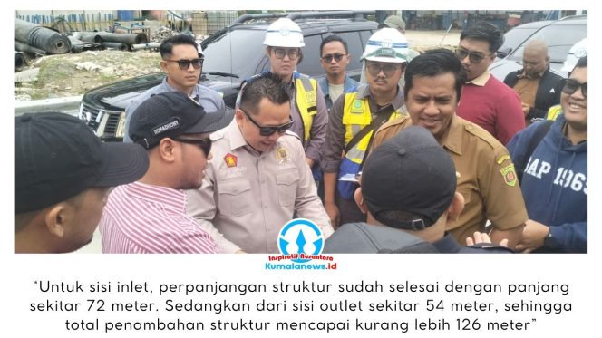 
 Ketua Komisi III DPRD Kota Samarinda, Deni Hakim Anwar, bersama sejumlah anggota Komisi III melakukan inspeksi mendadak (sidak) ke proyek Terowongan Samarinda, Senin (2/3/2026). Sidak ini dilakukan untuk mengevaluasi tindak lanjut perbaikan longsoran sekaligus memastikan progres pekerjaan penguatan struktur di kawasan tersebut. Foto: Yana Ashari.