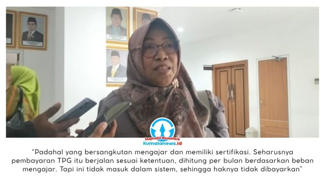
 Wakil Ketua Komisi IV DPRD Kota Samarinda, Sri Puji Astuti, memberikan keterangan kepada awak media usai rapat terkait permohonan audiensi dan fasilitasi penyelesaian Tunjangan Profesi Guru (TPG) yang belum terbayarkan, serta persoalan mutasi dan pendistribusian guru ASN bersertifikasi, Senin (30/3/2026). Foto: Yana Ashari.