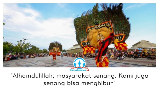 
 Pertunjukan Reog Ponorogo yang digelar pada Sabtu (28/03/2026) menarik antusiasme masyarakat, sekaligus memperkuat fungsi Bendungan Sepaku Semoi sebagai destinasi rekreasi dan edukasi di kawasan Ibu Kota Nusantara (IKN). Dok: Humas Otorita Ibu Kota Nusantara.