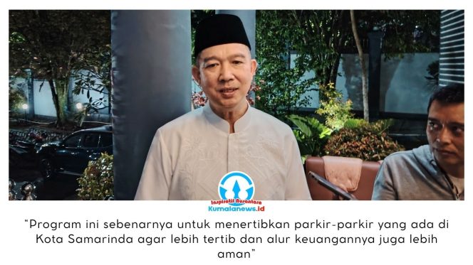 
 Anggota Komisi II DPRD Kota Samarinda, Viktor Yuan, memberikan keterangan kepada awak media terkait rencana penerapan program parkir berlangganan di Kota Samarinda yang disarankan untuk diuji coba terlebih dahulu sebelum diberlakukan secara luas. Foto: Yana Ashari.