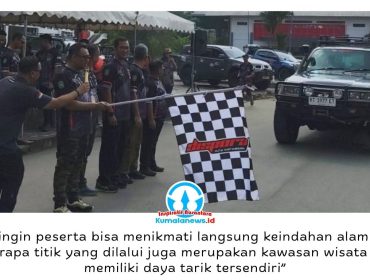 Bupati Kutai Kartanegara, Aulia Rahman Basri, didampingi Kapolres Kukar AKBP Khairul Basyar, Kepala Dispora Kukar, serta tamu undangan lainnya, melepas peserta off-roader dalam ajang Blusukan Alam Kukar (Blukar) 2026 di halaman Kantor Dispora Kukar, Jumat (24/4/2026). Pelepasan ditandai dengan pengibaran bendera start. Foto: Akmal.