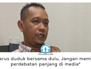 Anggota DPRD Samarinda, Suparno, memberikan keterangan terkait kebijakan Pemerintah Provinsi Kalimantan Timur yang meredistribusi bantuan iuran jaminan kesehatan bagi segmen PBPU dan BP ke empat kabupaten/kota. Kebijakan yang dinilai muncul secara mendadak ini dikhawatirkan berdampak pada keberlangsungan kepesertaan masyarakat. Foto: Yana Ashari.