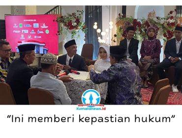 Suasana nikah massal yang digelar Pemerintah Kabupaten Kutai Kartanegara di Mal Pelayanan Publik (MPP) Kukar, Rabu (29/4/2026). Foto: Fairuzzabady.