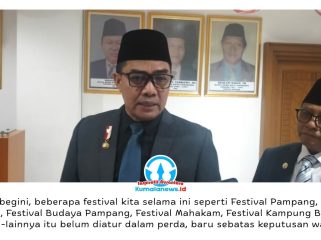 Wali Kota Samarinda, Andi Harun, memberikan keterangan terkait pentingnya penguatan dasar hukum terhadap berbagai festival budaya dan pariwisata di Kota Samarinda agar pelaksanaannya dapat berlangsung secara berkelanjutan, terarah, dan tidak mudah berubah seiring pergantian kepemimpinan daerah. Foto: Yana Ashari.