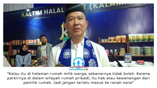 
 Anggota Komisi II DPRD Kota Samarinda, Viktor Yuan memberikan keterangan terkait tindakan penertiban yang dilakukan Dinas Perhubungan (Dishub) Samarinda terhadap kendaraan pelajar yang diparkir di halaman rumah warga di kawasan Wijayakusuma I, Samarinda. Foto: Yana Ashari.