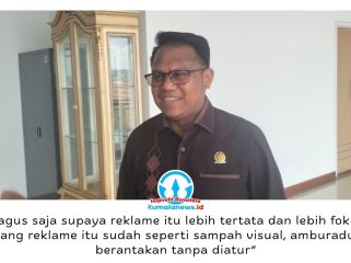 Ketua Komisi I DPRD Kota Samarinda, Samri Shaputra, memberikan keterangan terkait pentingnya penataan reklame di Kota Samarinda agar lebih tertib, terorganisir, dan mampu memberikan kontribusi maksimal terhadap Pendapatan Asli Daerah (PAD). Foto: Yana Ashari.