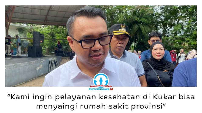 
 Aulia Rahman Basri memberikan keterangan terkait upaya Pemerintah Kabupaten Kutai Kartanegara (Kukar) dalam meningkatkan layanan kesehatan melalui pengembangan fasilitas rumah sakit, pembangunan laboratorium kesehatan masyarakat, serta pemenuhan tenaga dokter di wilayah pedalaman, Minggu (24/5/2026). Foto: Fairuzzabady.