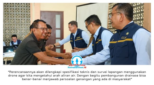 Suasana rembuk warga yang digelar Otorita Ibu Kota Nusantara (IKN) bersama masyarakat Desa Sukaraja, Kecamatan Sepaku, Kabupaten Penajam Paser Utara, Selasa (19/05/2026), terkait rencana pembangunan drainase sebagai bagian dari penataan Koridor Sepaku di kawasan penyangga IKN. Dok: Humas Otorita Ibu Kota Nusantara.