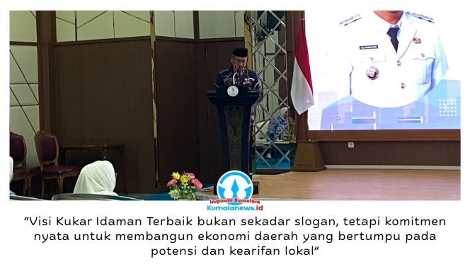 
 Asisten III Sekretariat Kabupaten Kutai Kartanegara (Kukar) Bidang Administrasi Umum, Dafip Haryanto, menyampaikan sambutan sekaligus membuka secara resmi Rapat Kerja Cabang (Rakercab) II Dewan Pimpinan Cabang (DPC) Ikatan Wanita Pengusaha Indonesia (IWAPI) Kabupaten Kukar di Pendopo Wakil Bupati Kukar, Kamis (7/5/2026). Foto: Fairuzzabady.