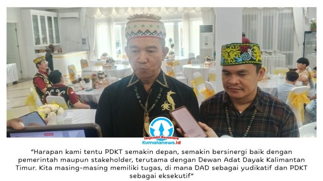 
 Ketua Umum Dewan Adat Dayak Kalimantan Timur sekaligus anggota Komisi II DPRD Kota Samarinda, Viktor Yuan, memberikan keterangan usai menghadiri Pelantikan Pengurus Provinsi PDKT masa bhakti 2026–2031. Ia menilai kepengurusan baru diisi figur muda yang energik dan visioner.