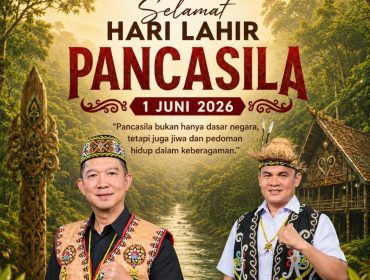 Flyer ucapan Selamat Hari Lahir Pancasila 1 Juni 2026 yang disampaikan Ketua Umum Dewan Adat Dayak (DAD) Kalimantan Timur, Viktor Yuan, bersama Sekretaris Umum DAD Kalimantan Timur, Hendrik Tandoh. Dalam momentum tersebut, DAD Kaltim mengajak masyarakat untuk merawat kebhinekaan, memperkuat persatuan, dan meneguhkan nilai-nilai Pancasila dalam kehidupan berbangsa dan bernegara. Foto: Dok. DAD Kaltim.