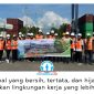 PT Kaltim Kariangau Terminal (KKT) menanam 200 bibit pucuk merah di kawasan Container Yard (CY) Terminal Kariangau, Balikpapan, Selasa (30/6/2026). Program ini menjadi bagian dari pembangunan koridor hijau sepanjang 800 meter guna mendukung operasional terminal yang ramah lingkungan dan berkelanjutan. Foto: M Hilmansyah.